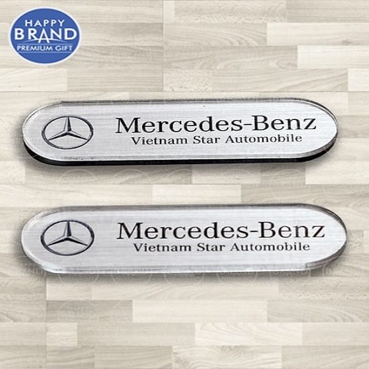 Bảng tên mica để bàn, biển chức danh