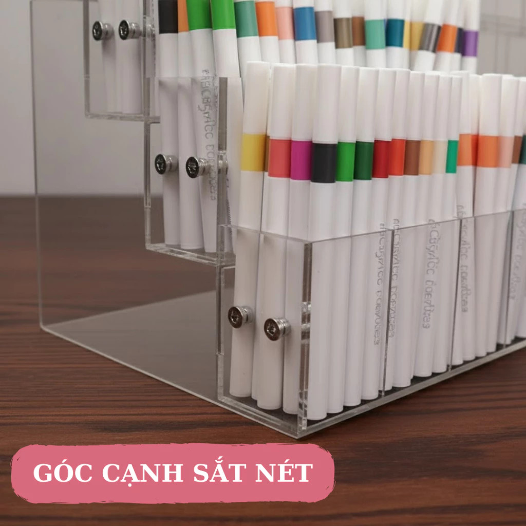 Cận cảnh ô chia và mép cắt của kệ bút mica đựng bút marker nhiều màu