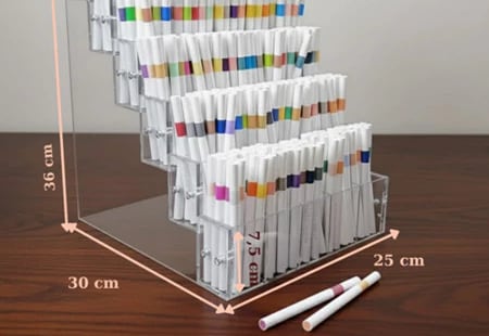 Kệ bút mica 6 tầng 30 ô các tầng đều nhau